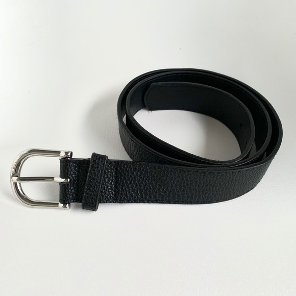 H&M Accessories - H&M Belt (Free with $25+ Purchase)